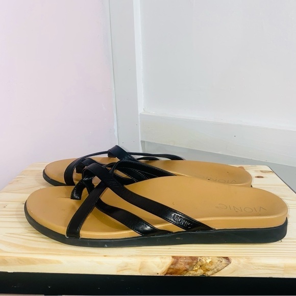 Vionic sandals size 11 women’s - Picture 1 of 5